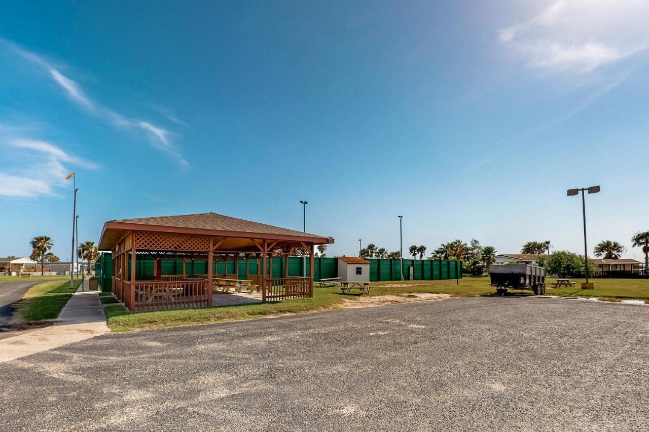 Long Island Village Unit 638 Sand Dollar Drive Port Isabel Exterior foto